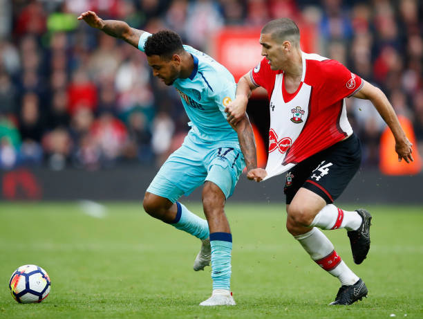 队的后防不 队的后防不