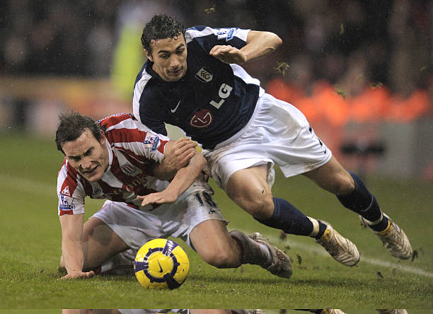 效力过多家 效力过多家