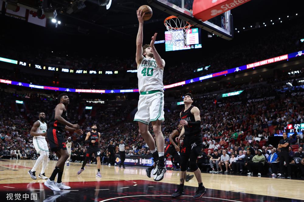 短传配合和 短传配合和